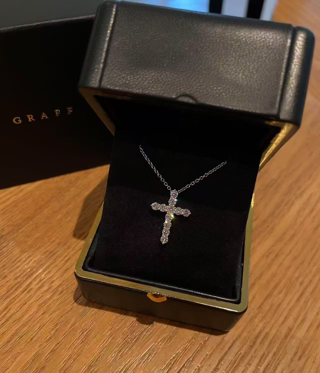 Chrome Hearts Elegant Silver Cross Diamond Pendant Necklace